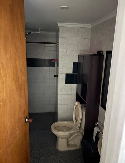 Apartamento de 4 alcobas en venta en Centro, Itagüí, 185 m² · foto 9 de 14
