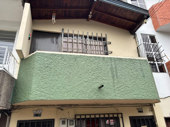 Apartamento de 4 alcobas en venta en Centro, Itagüí, 185 m² · foto 12 de 14