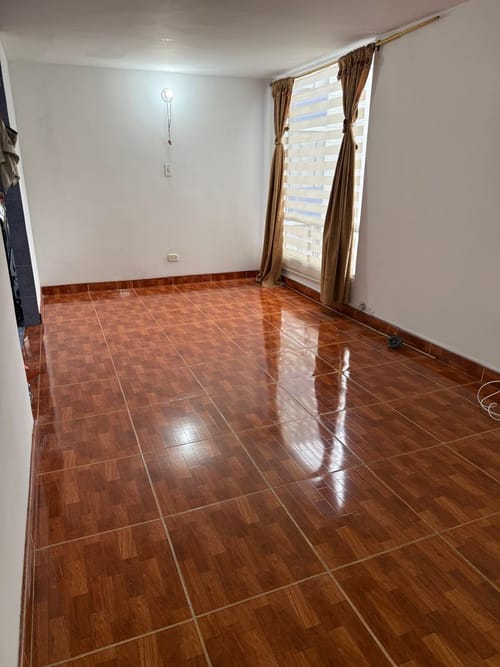 Apartamento de 2 alcobas en arriendo en Nueva Tibabuyes, Bogotá, 55 m² · foto 2 de 7