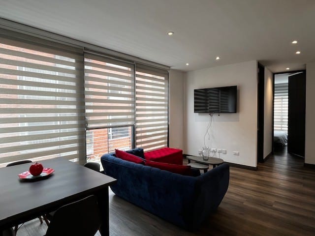 Apartamento de 2 alcobas en venta en Chico Norte, Bogotá, 56 m² · foto 3 de 17