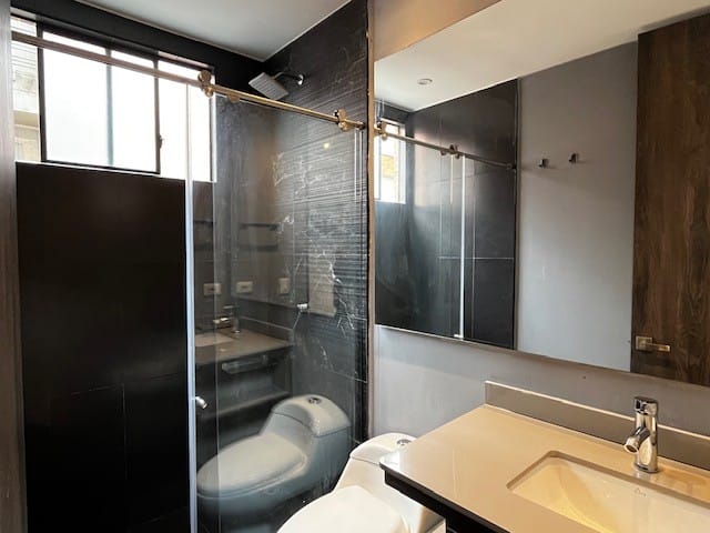 Apartamento de 2 alcobas en venta en Chico Norte, Bogotá, 56 m² · foto 16 de 17