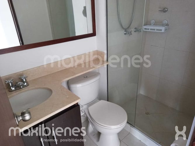 Apartaestudio en arriendo en Loma De Los Bernal, Medellín, 38 m² · foto 5 de 12