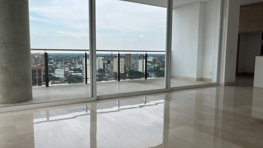 Apartamento de 4 alcobas en venta en Santa Monica, Cali, 217 m² · foto 4 de 24