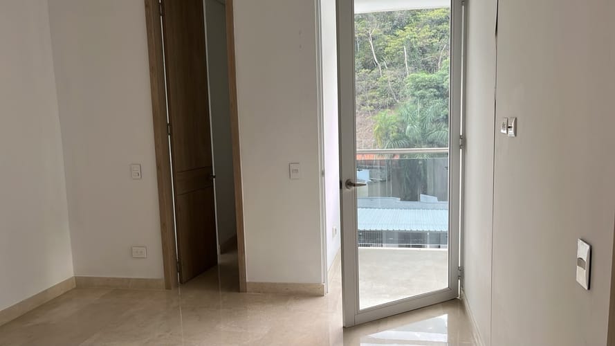 Apartamento de 4 alcobas en venta en Santa Monica, Cali, 217 m² · foto 18 de 24