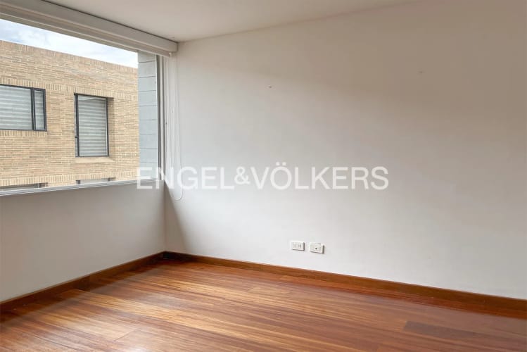 Apartamento de 3 alcobas en arriendo en Chicó Navarra, Bogotá, 128 m² · foto 13 de 16