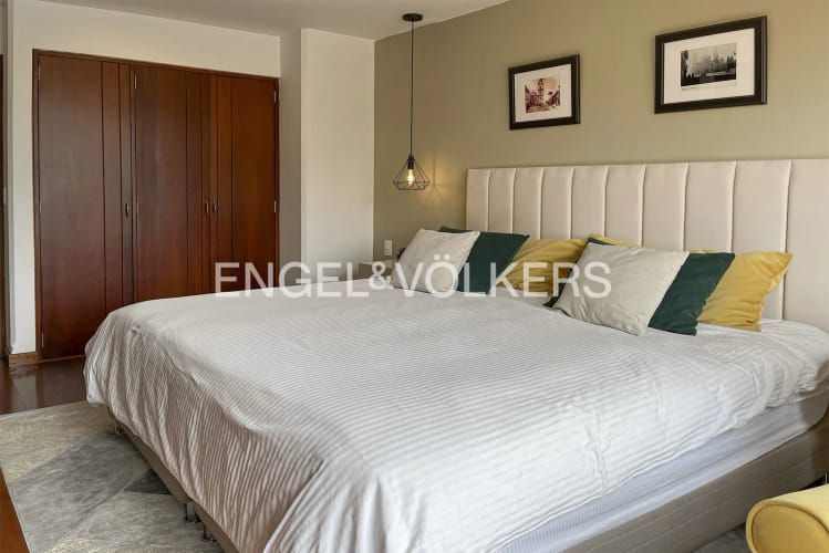 Apartamento de 3 alcobas en arriendo en Chicó Navarra, Bogotá, 128 m² · foto 8 de 16