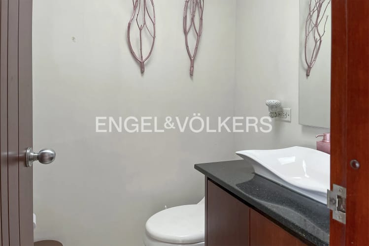 Apartamento de 3 alcobas en arriendo en Chicó Navarra, Bogotá, 128 m² · foto 7 de 16