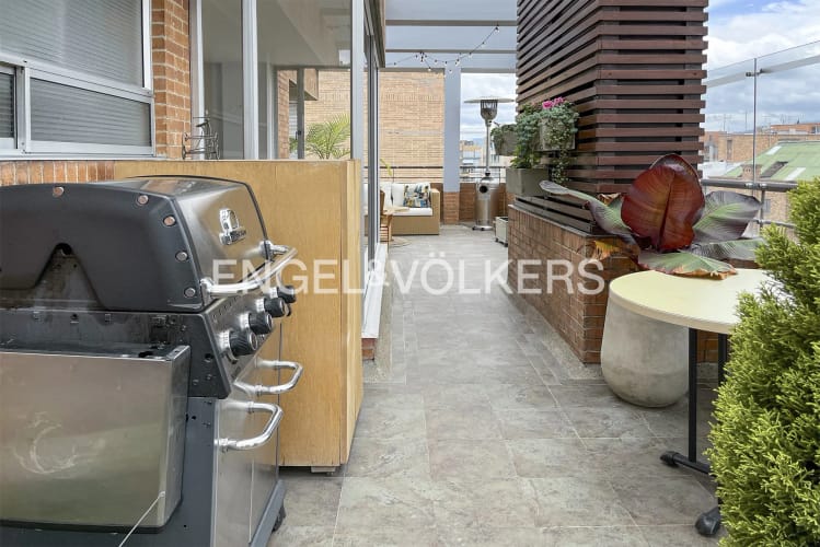Apartamento de 3 alcobas en arriendo en Chicó Navarra, Bogotá, 128 m² · foto 4 de 16