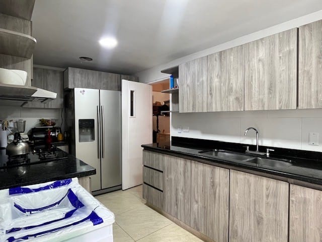 Apartamento de 2 alcobas en arriendo en Chico, Bogotá, 116 m² · foto 16 de 20