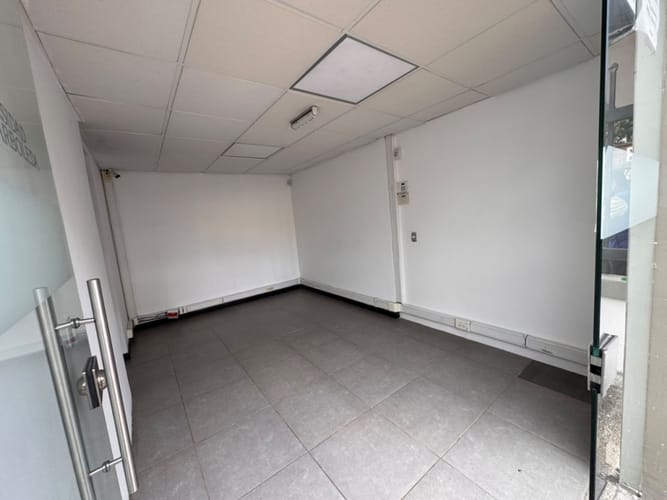 Casa de 10 alcobas en arriendo en El Lago, Bogotá, 350 m² · foto 3 de 24