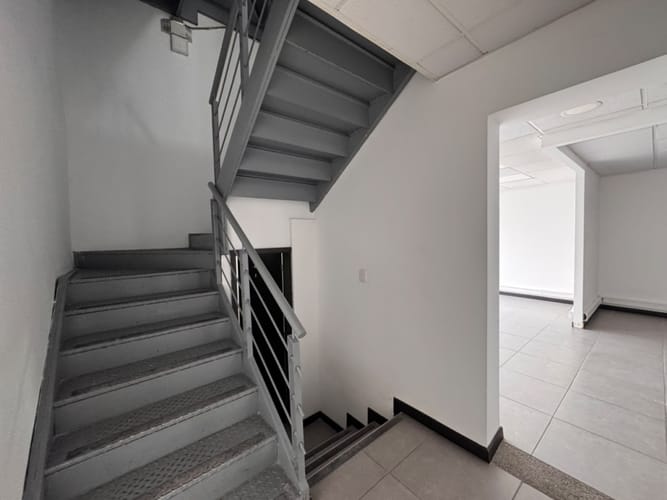 Casa de 10 alcobas en arriendo en El Lago, Bogotá, 350 m² · foto 6 de 24