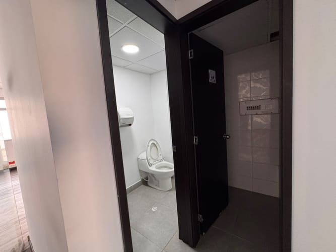 Casa de 10 alcobas en arriendo en El Lago, Bogotá, 350 m² · foto 21 de 24