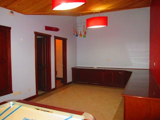 Casa de 7 alcobas en venta en Ciudad Jardin, Cali · foto 18 de 24