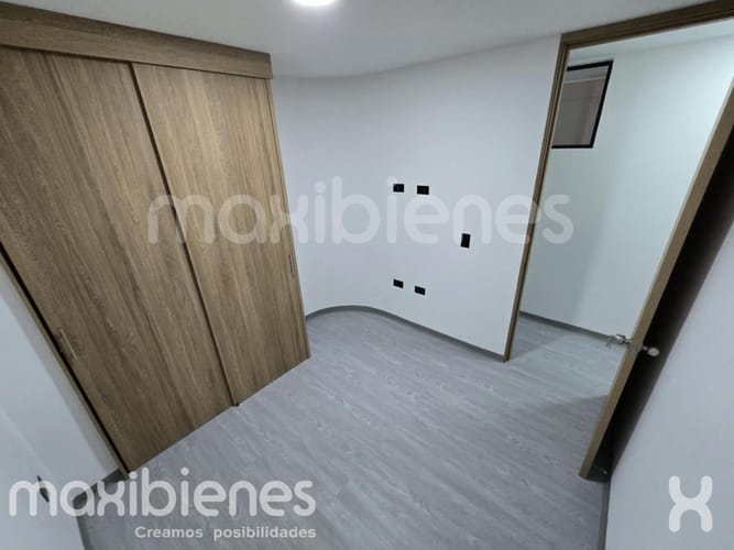 Apartamento de 3 alcobas en arriendo en Asomadera No.3, Medellín, 65 m² · foto 3 de 18