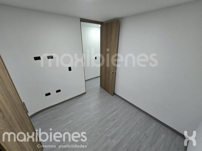 Apartamento de 3 alcobas en arriendo en Asomadera No.3, Medellín, 65 m² · foto 8 de 18