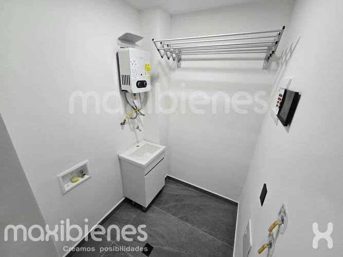 Apartamento de 3 alcobas en arriendo en Asomadera No.3, Medellín, 65 m² · foto 12 de 18