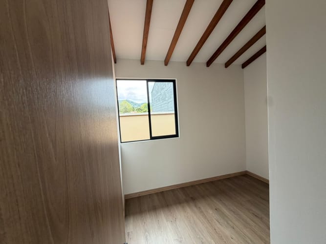 Casa de 3 alcobas en arriendo en La Ceja, 127 m² · foto 18 de 23