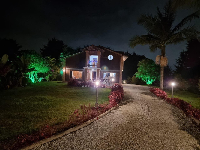 Casa de 3 alcobas en arriendo en Llano Grande, Rionegro, 230 m² · foto 4 de 17