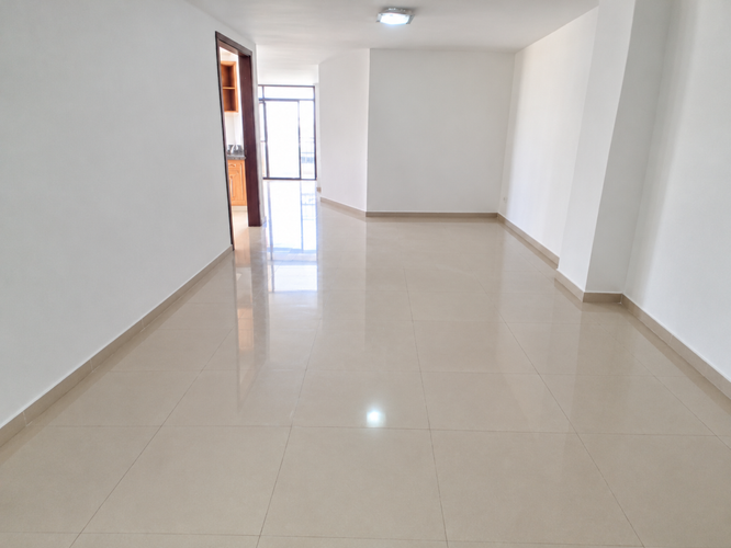 Apartamento de 3 alcobas en venta en Cr. Jardines De Tivoli, Barranquilla, 122 m² · foto 2 de 20