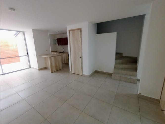 Casa de 3 alcobas en venta en Solares De La Morada Iii Etapa, Jamundí, 110 m² · foto 2 de 18