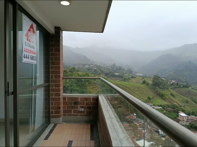 Apartamento de 3 alcobas en arriendo en Las Lomitas, Sabaneta, 80 m² · foto 7 de 19