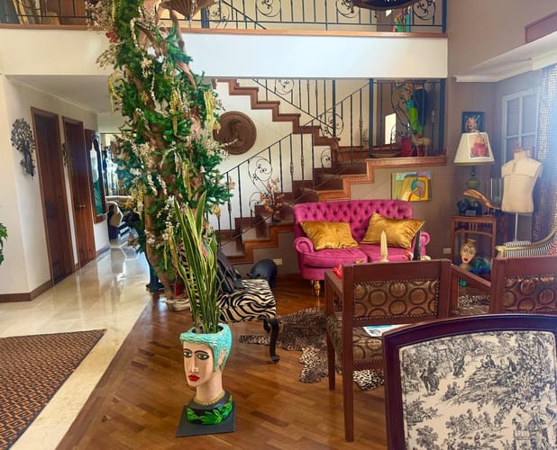 Apartamento de 4 alcobas en venta en El Tesoro, Medellín, 350 m² · foto 2 de 23