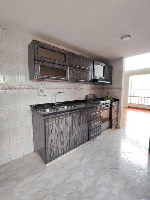 Apartamento de 3 alcobas en venta en Villa Alsacia, Bogotá, 87 m² · foto 4 de 10