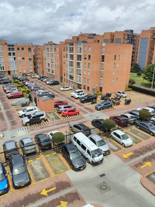 Apartamento de 3 alcobas en venta en Villa Alsacia, Bogotá, 87 m² · foto 10 de 10