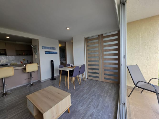 Apartamento de 3 alcobas en venta en Ricaurte, 62 m² · foto 2 de 17