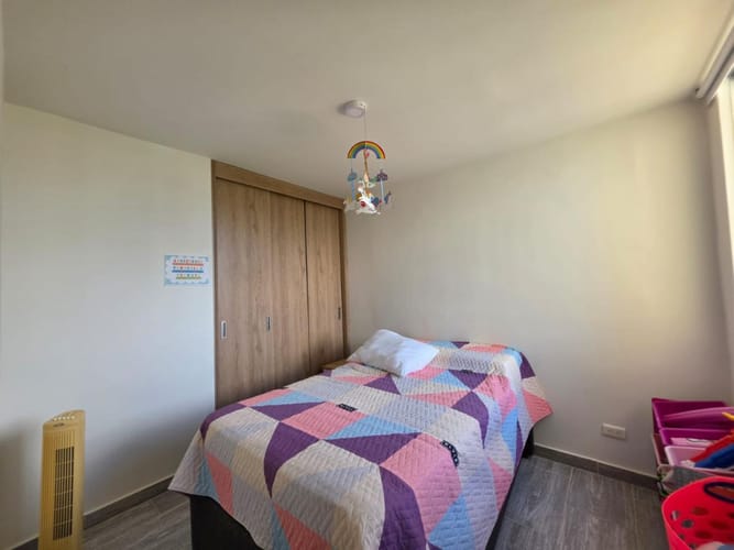 Apartamento de 3 alcobas en venta en Ricaurte, 62 m² · foto 13 de 17