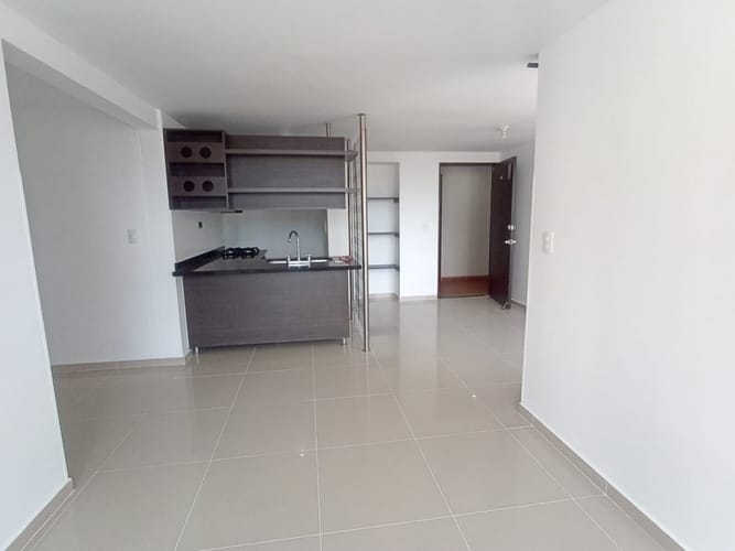 Apartamento de 3 alcobas en arriendo en El Recreo, Floridablanca, 80 m² · foto 4 de 15