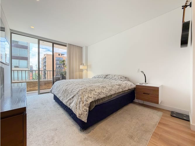 Apartamento de 2 alcobas en venta en Chico Norte, Bogotá, 106 m² · foto 10 de 24