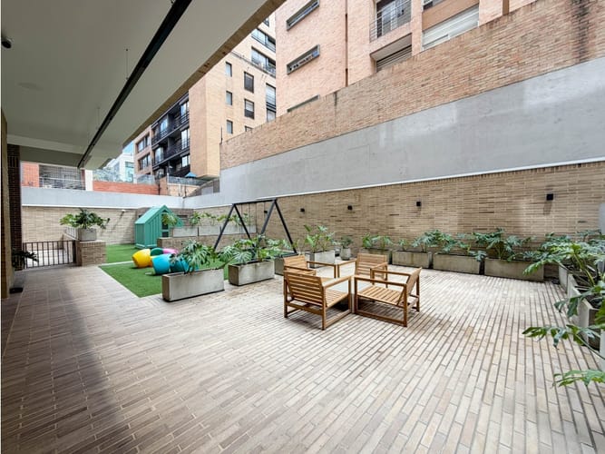 Apartamento de 2 alcobas en venta en Chico Norte, Bogotá, 106 m² · foto 24 de 24