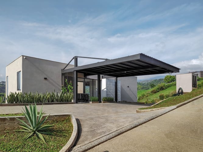 Casa de 4 alcobas en venta en Verde Horizonte, Jamundí, 325 m² · foto 3 de 21