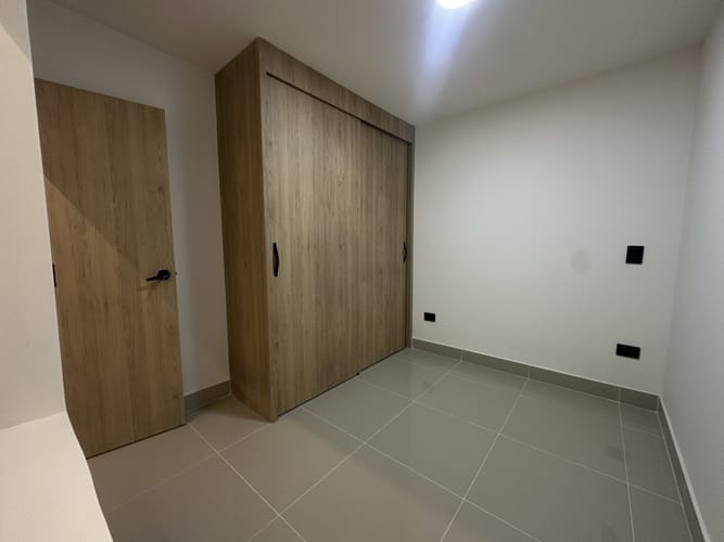 Apartamento de 3 alcobas en arriendo en Señorial, Envigado, 55 m² · foto 9 de 19