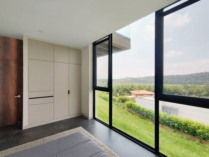Casa de 4 alcobas en venta en Verde Horizonte, Jamundí, 325 m² · foto 17 de 21