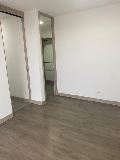 Apartamento de 2 alcobas en arriendo en Los Colegios, Rionegro, 73 m² · foto 4 de 14