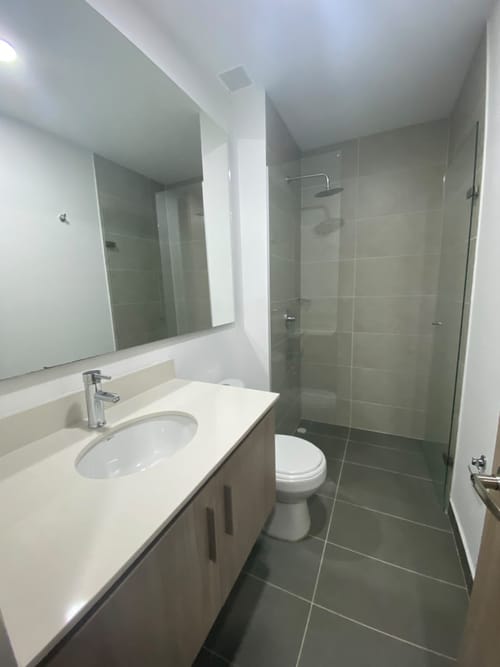 Apartamento de 2 alcobas en arriendo en Los Colegios, Rionegro, 73 m² · foto 12 de 14