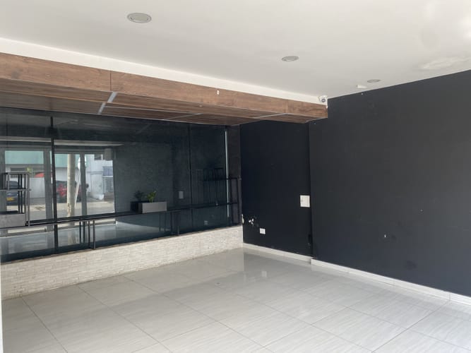 Casa de 8 alcobas en arriendo en La Castellana, Bogotá, 440 m² · foto 4 de 14