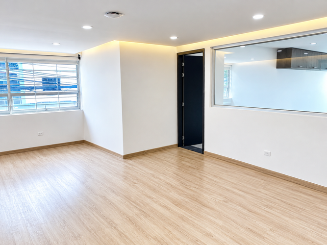 Casa de 8 alcobas en arriendo en La Castellana, Bogotá, 440 m² · foto 11 de 14