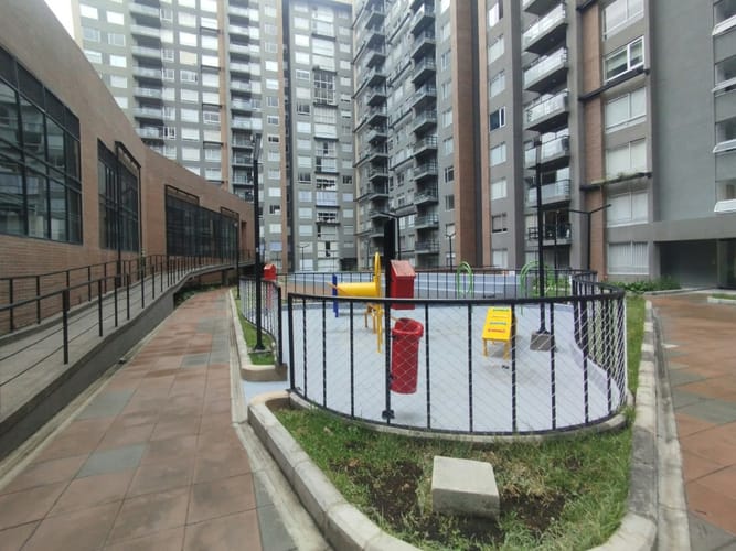 Apartamento de 3 alcobas en venta en La Felicidad, Bogotá, 88 m² · foto 24 de 24