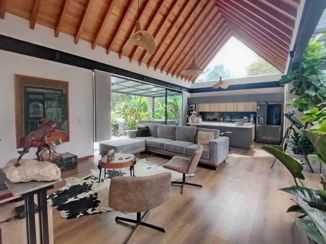 Casa de 4 alcobas en venta en Pantanillo, El Retiro, 410 m² · foto 5 de 24