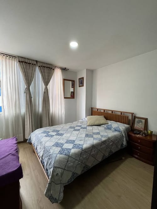 Apartamento de 3 alcobas en venta en El Refugio, Bogotá, 68 m² · foto 7 de 14