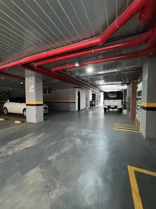 Apartamento de 3 alcobas en venta en El Refugio, Bogotá, 68 m² · foto 13 de 14