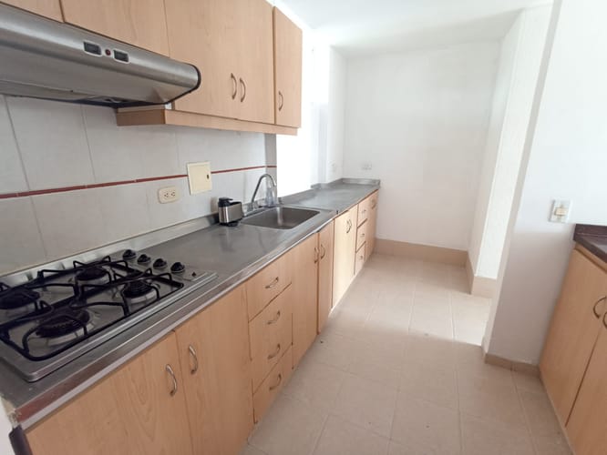 Apartamento de 3 alcobas en venta en Cañaveral, Floridablanca, 91 m² · foto 1 de 16
