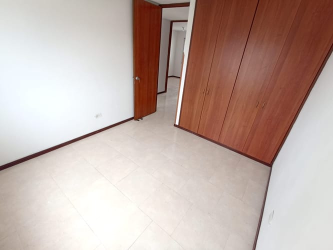 Apartamento de 3 alcobas en venta en Cañaveral, Floridablanca, 91 m² · foto 10 de 16