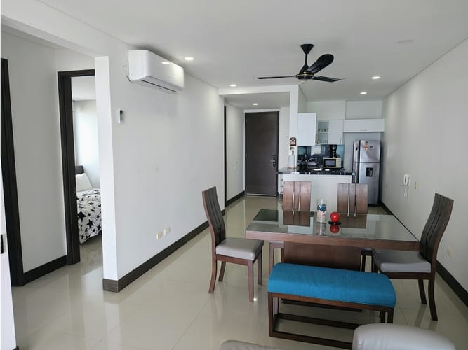Apartamento de 2 alcobas en arriendo en Marbella, Cartagena, 97 m² · foto 23 de 24