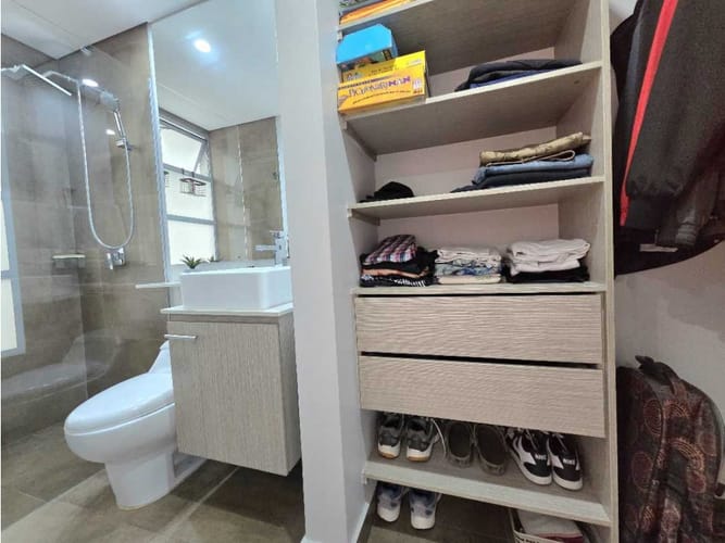 Apartamento de 3 alcobas en venta en Loma Del Esmeraldal, Envigado, 169 m² · foto 11 de 16