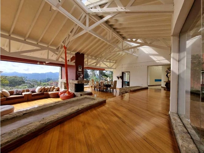 Casa de 7 alcobas en venta en Los Salados, El Retiro, 720 m² · foto 2 de 22