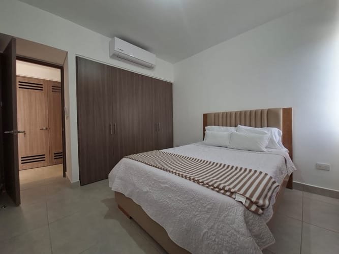 Apartamento de 2 alcobas en venta en Serena Del Mar, Cartagena, 62 m² · foto 3 de 11